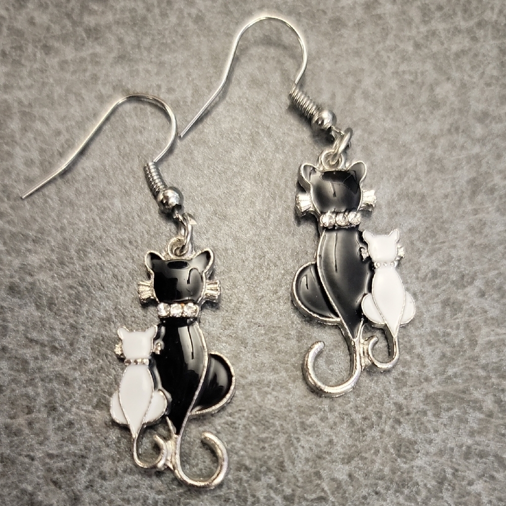 Elegant Black and White Cat Earrings